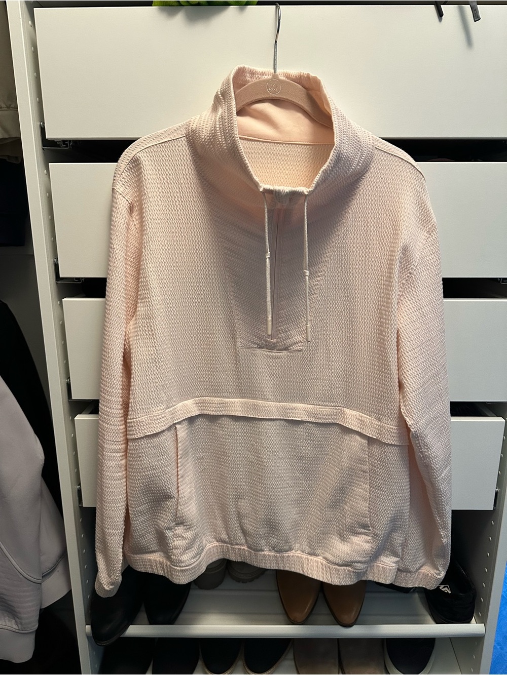 Lululemon Pack Light Pullover Packable Jacket in Porcelain Pink Size 10